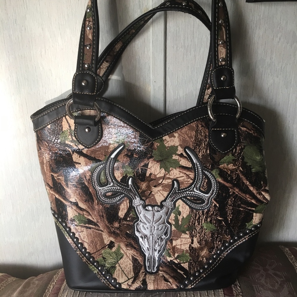 Concealed weapon purse